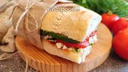 Фото рецепта Сэндвич из чиабатты с адыгейским сыром, помидором и огурцом