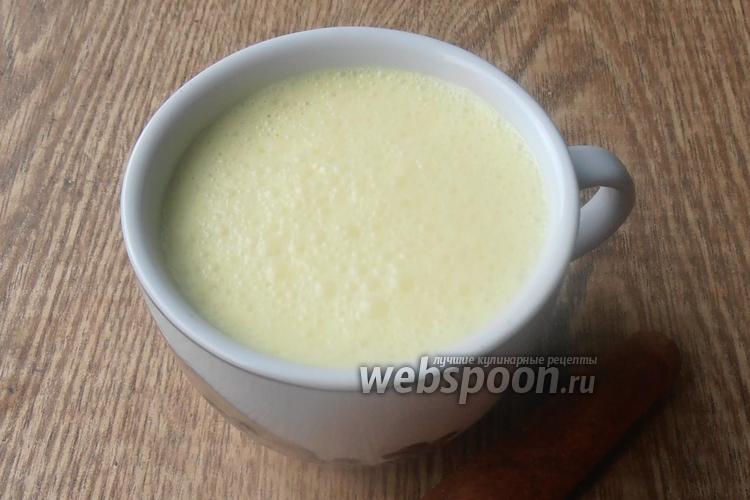 Фото Куркума латте из кокосового молока