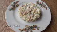 Фото рецепта Кето салат с курицей и креветками