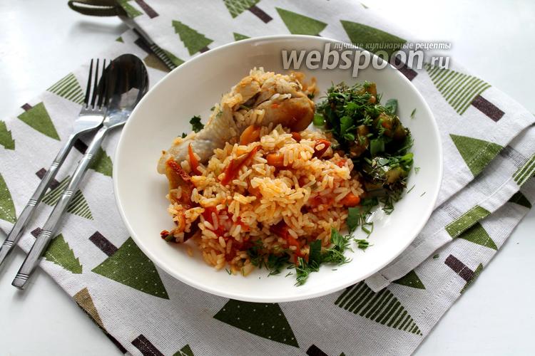 Фото Пряный рис и куриные голени с овощами в микроволновке