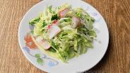 Фото рецепта Летний салат с битой редиской