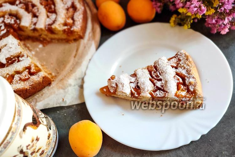 Фото Итальянский пирог с джемом и абрикосами 