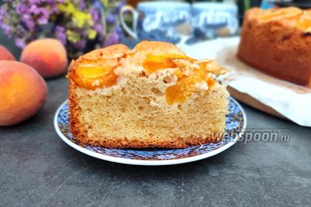 Фото рецепта Медовый кекс с персиками