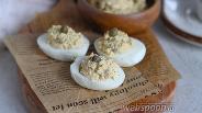 Фото рецепта Фаршированные яйца из мусса печени трески 