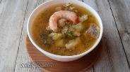 Фото рецепта Кето суп с лососем и креветками
