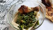 Фото рецепта Курица с зелёной фасолью на сковороде